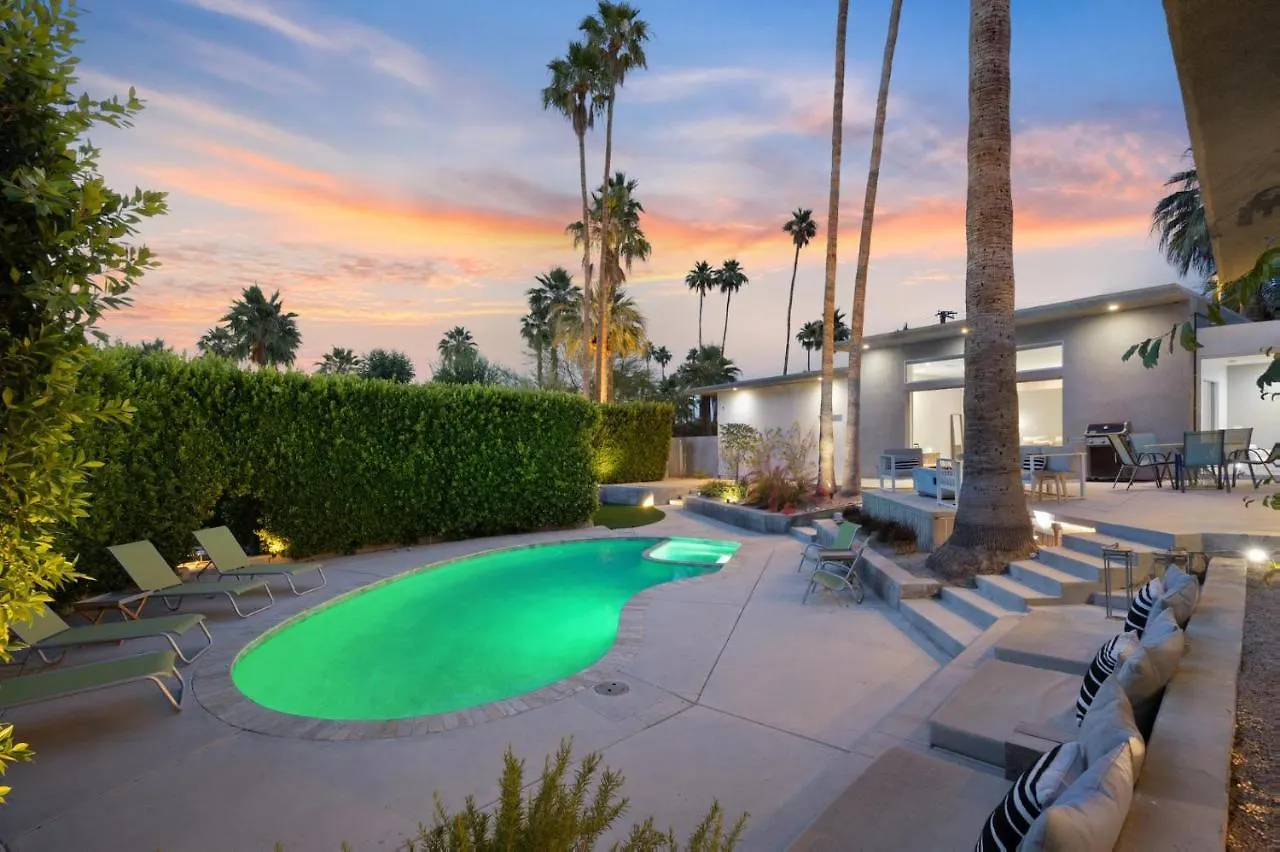 Rest House Palm Springs Holiday home